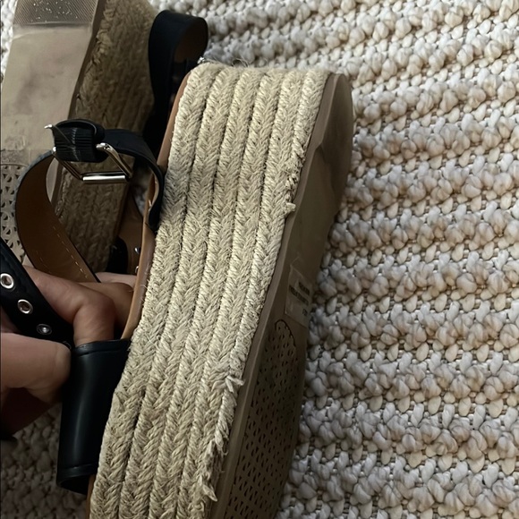Rue21 Black and Tan Platform Sandals with Modern Design - Picture 7 of 9